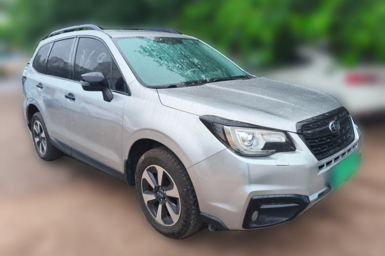 Used Subaru Forester 2016 2.5i Luxury Navigation Edition Front Right 45 Deg