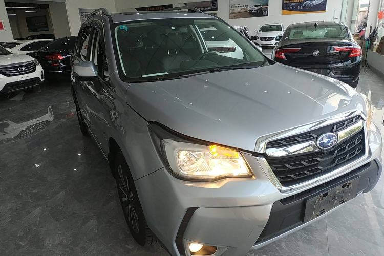 Used Subaru Forester 2016 2.0i Fashion Navigation Edition Front Right 45 Deg