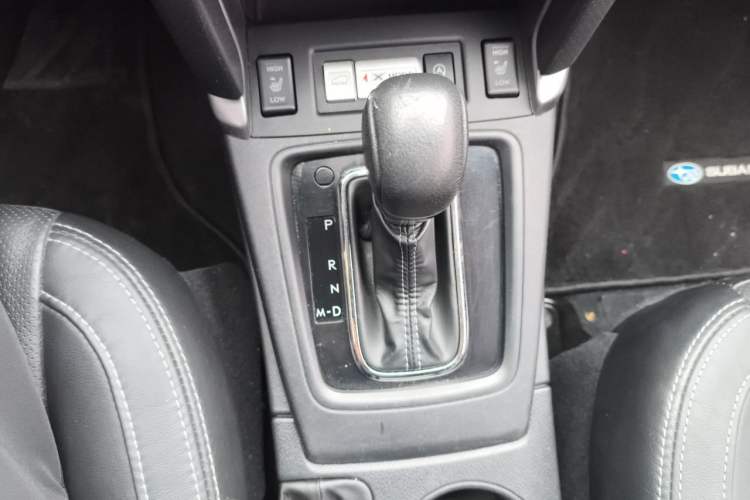 Used Subaru Forester 2016 2.5i Luxury Navigation Edition Gear Lever