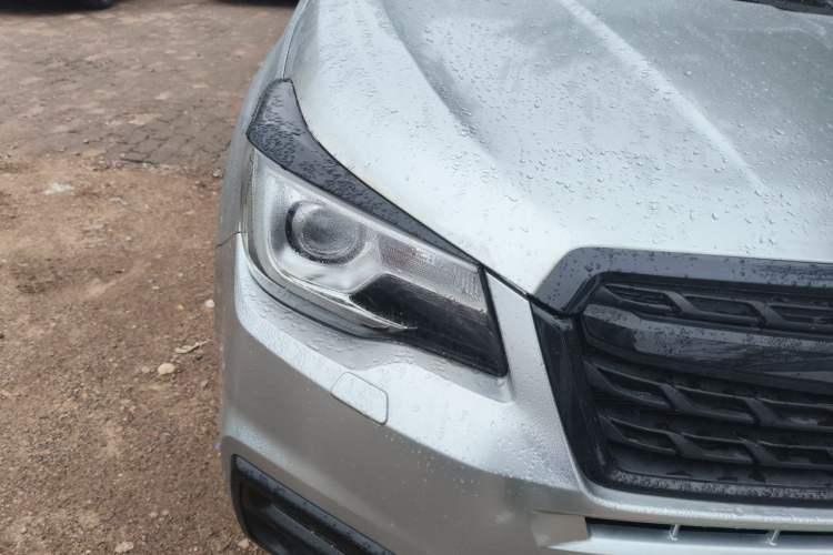 Used Subaru Forester 2016 2.5i Luxury Navigation Edition Right Front Headlight