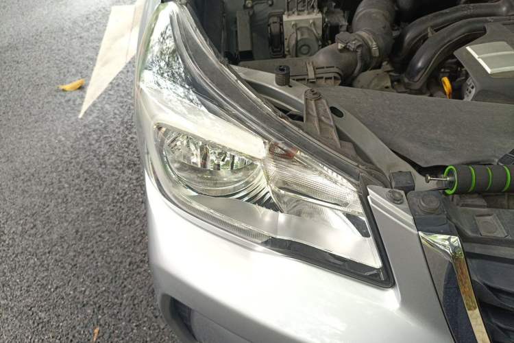 Used Subaru Forester 2016 2.0i Fashion Navigation Edition Right Front Headlight