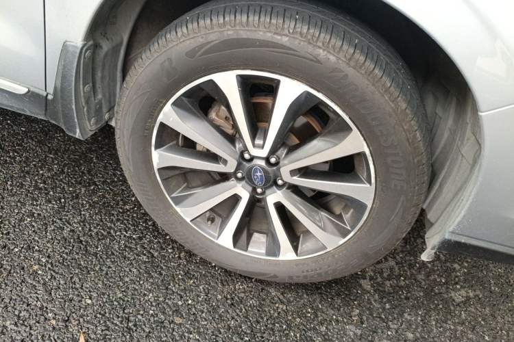 Used Subaru Forester 2016 2.0i Fashion Navigation Edition Right Front Wheel Hub