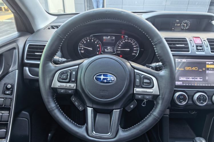 Used Subaru Forester 2016 2.5i Luxury Navigation Edition Steering Wheel