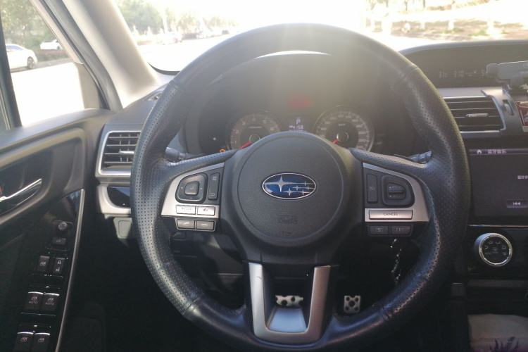 Used Subaru Forester 2016 2.0i Fashion Navigation Edition Steering Wheel