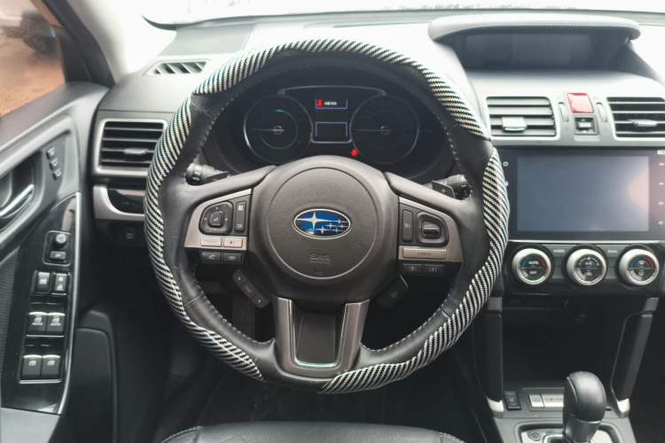 Used Subaru Forester 2016 2.5i Luxury Navigation Edition Steering Wheel