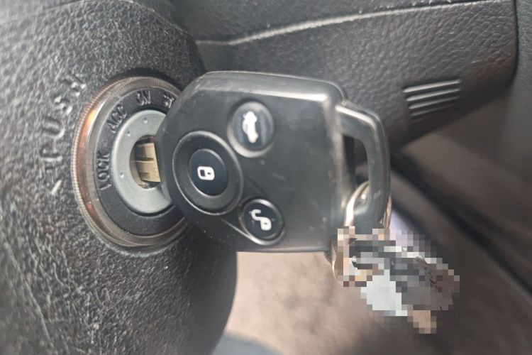 Used Subaru Forester 2016 2.5i Luxury Navigation Edition Vehicle Key