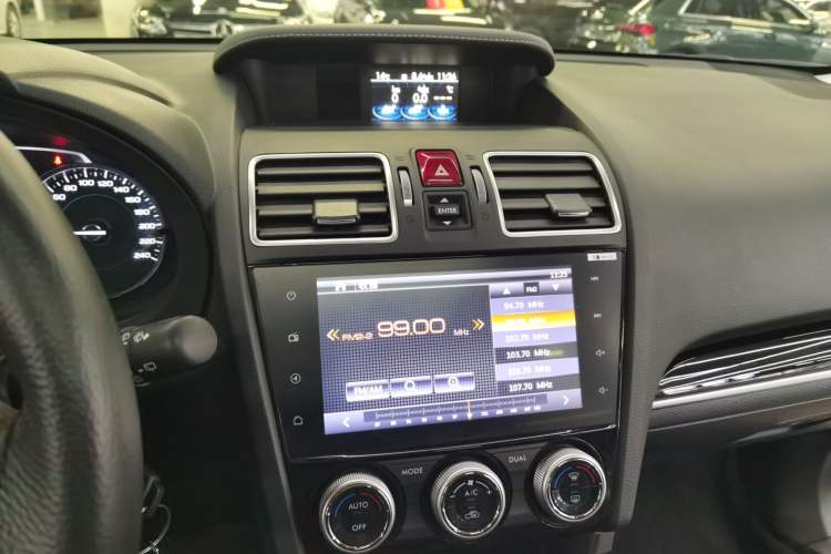 Used Subaru Forester 2016 2.5i Luxury Navigation Edition Audio And AC Panel