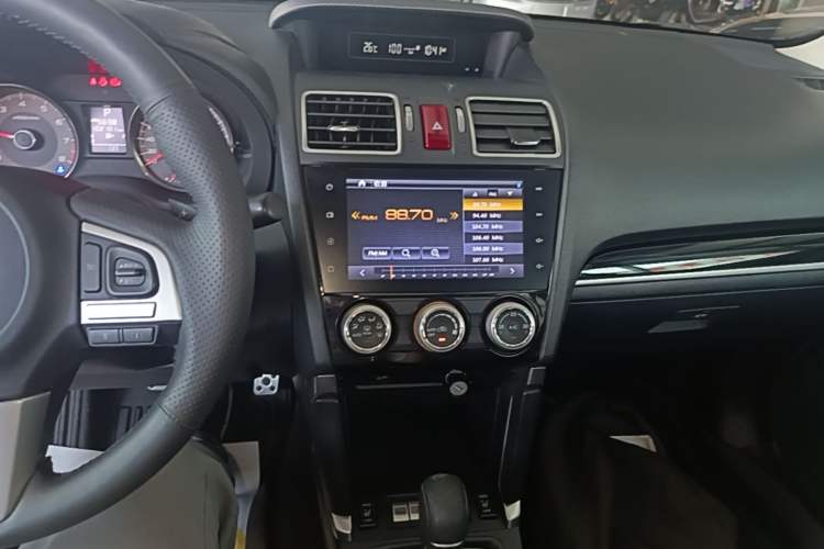 Used Subaru Forester 2016 2.0i Fashion Navigation Edition Audio And AC Panel