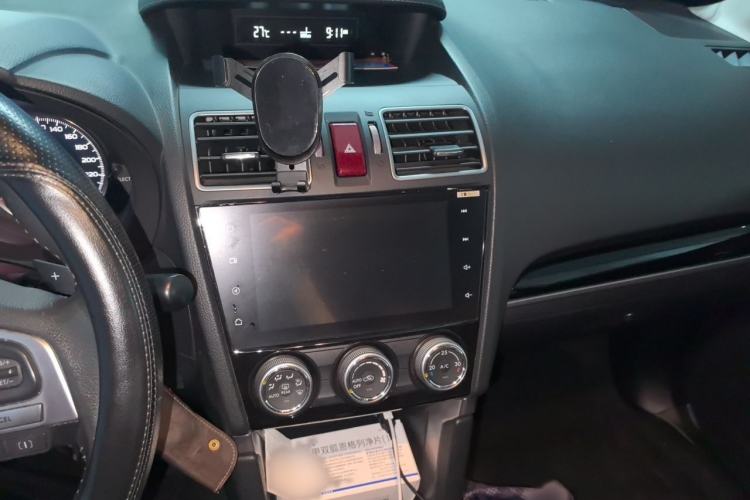 Used Subaru Forester 2016 2.0i Fashion Navigation Edition Audio And AC Panel