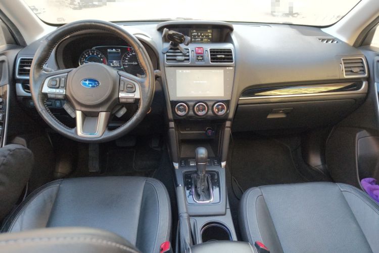Used Subaru Forester 2016 2.5i Luxury Navigation Edition Center Console