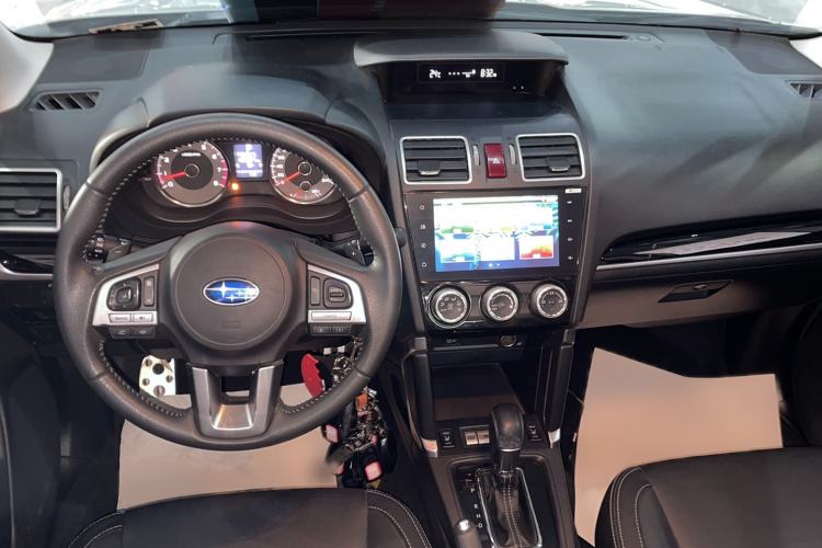 Used Subaru Forester 2016 2.0i Fashion Navigation Edition Center Console