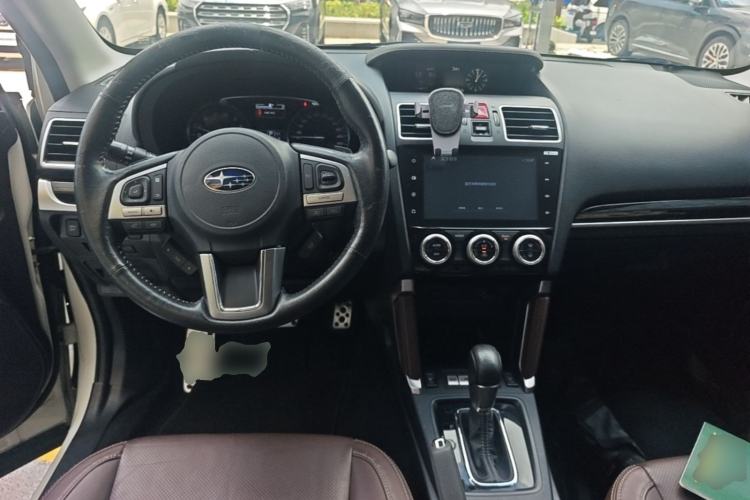 Used Subaru Forester 2016 2.5i Prestige Navigation Edition Center Console