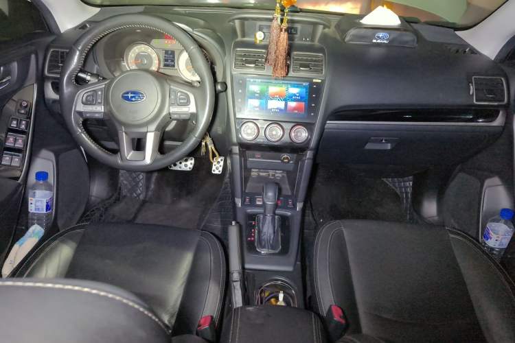 Used Subaru Forester 2016 2.0i Fashion Navigation Edition Center Console