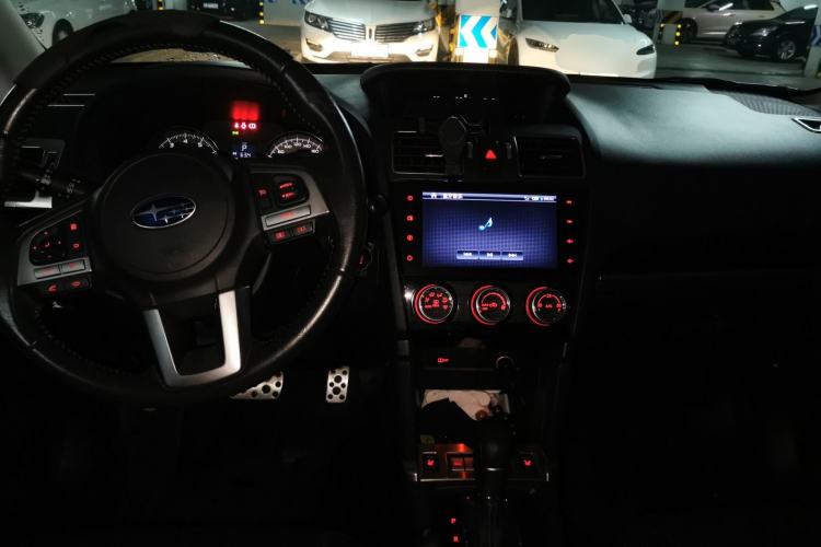 Used Subaru Forester 2016 2.0i Fashion Navigation Edition Center Console