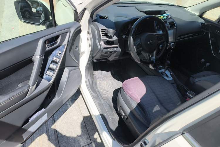 Used Subaru Forester 2016 2.0i Luxury Navigation Edition Driver Seat