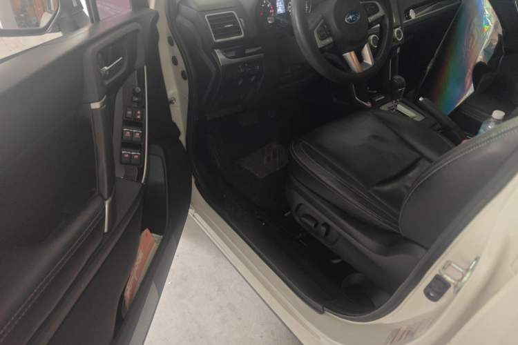 Used Subaru Forester 2016 2.0i Luxury Navigation Edition Driver Seat