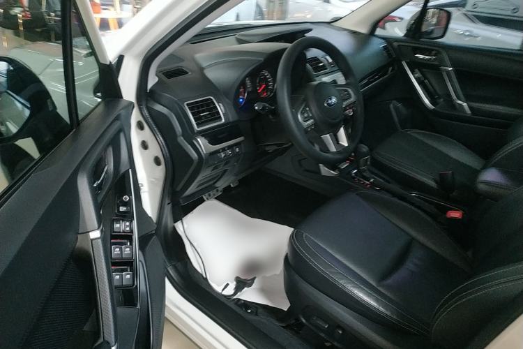 Used Subaru Forester 2016 2.0i Fashion Navigation Edition Driver Seat