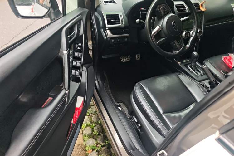 Used Subaru Forester 2016 2.5i Prestige Navigation Edition Driver Seat