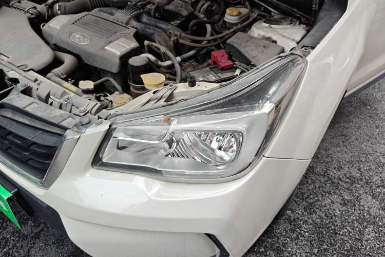 Used Subaru Forester 2016 2.0i Fashion Navigation Edition Engine Bay Left