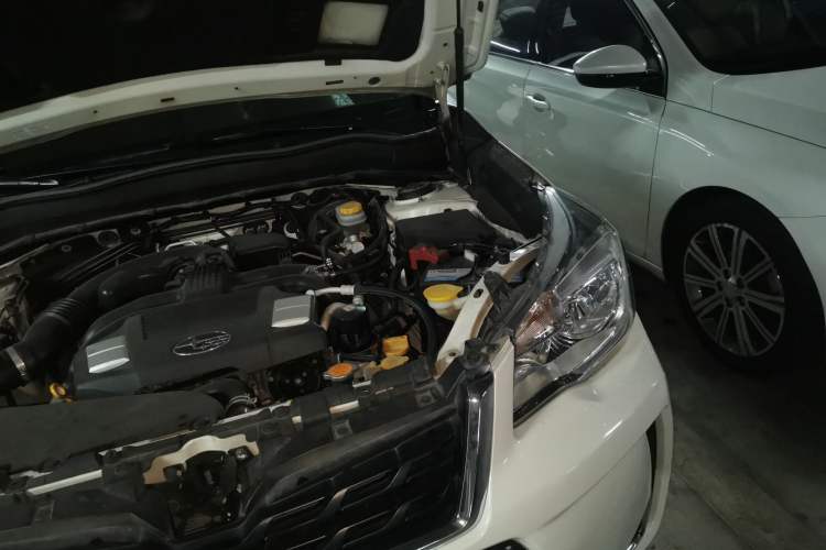 Used Subaru Forester 2016 2.0i Fashion Navigation Edition Engine Bay Left