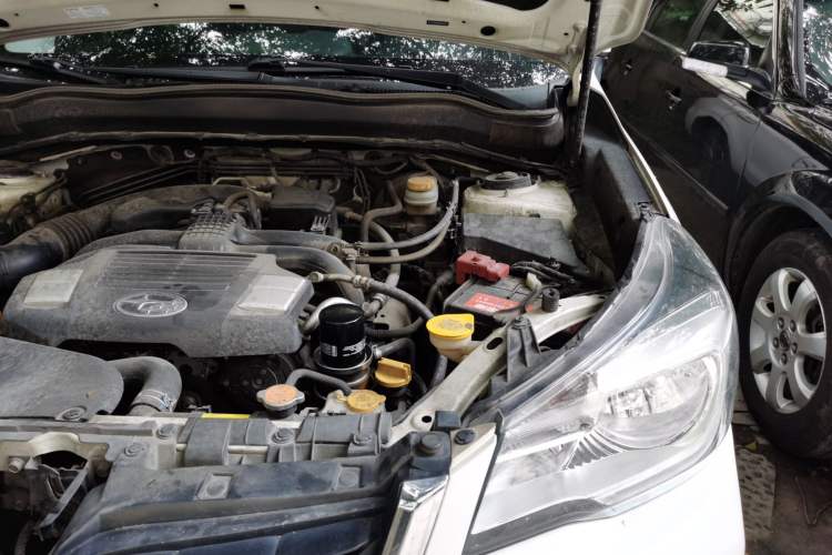 Used Subaru Forester 2016 2.0i Fashion Navigation Edition Engine Bay Left