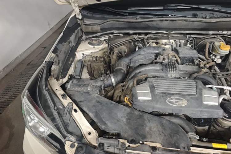 Used Subaru Forester 2016 2.5i Prestige Navigation Edition Engine Bay Right