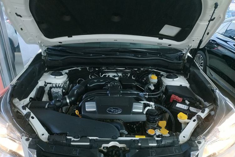 Used Subaru Forester 2016 2.0i Fashion Navigation Edition Engine Bay