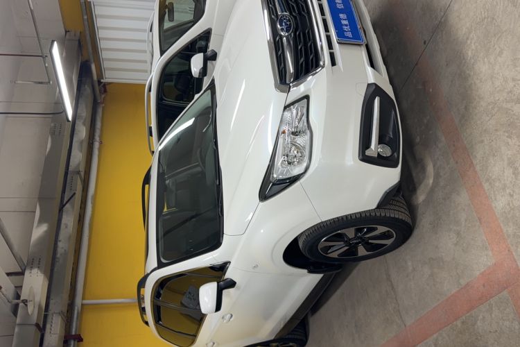 Used Subaru Forester 2016 2.0i Luxury Navigation Edition Exterior 2
