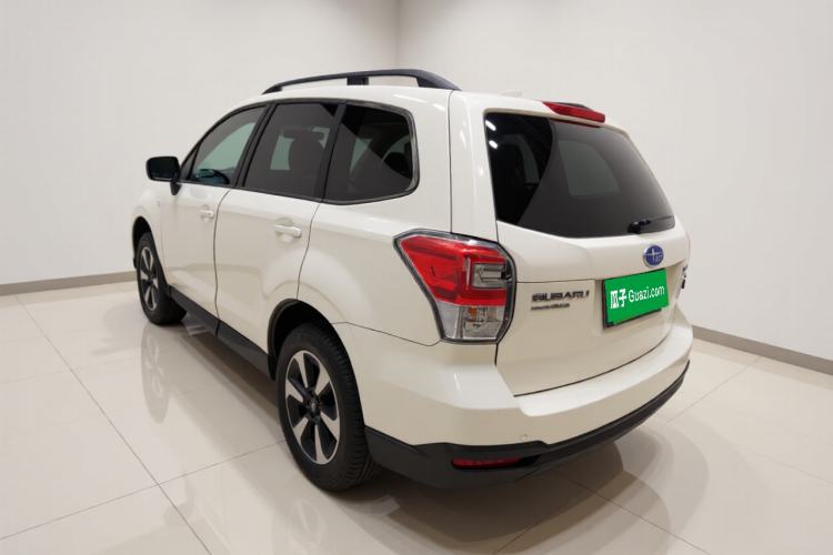 Used Subaru Forester 2016 2.0i Luxury Navigation Edition Exterior 3