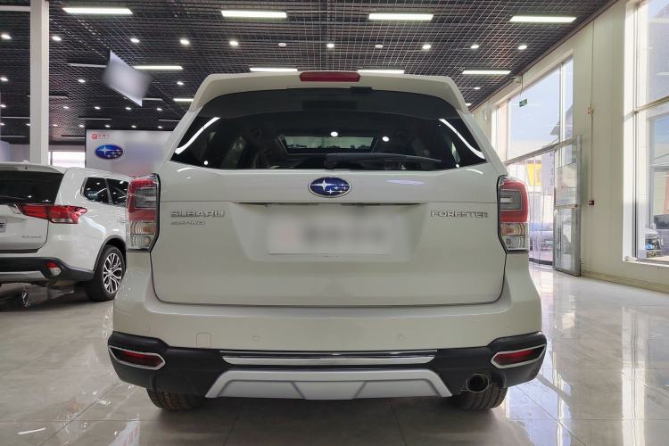 Used Subaru Forester 2016 2.0i Fashion Navigation Edition Exterior 4