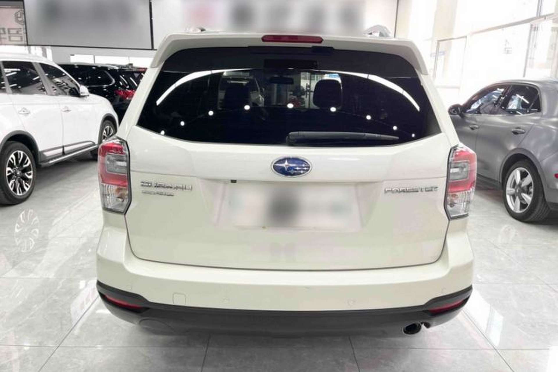 Used Subaru Forester 2016 2.0i Fashion Navigation Edition Exterior 5
