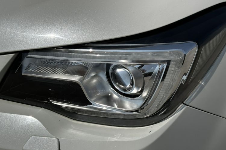 Used Subaru Forester 2016 2.5i Luxury Navigation Edition Exterior 6