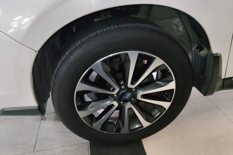 Used Subaru Forester 2016 2.0i Fashion Navigation Edition Exterior 7