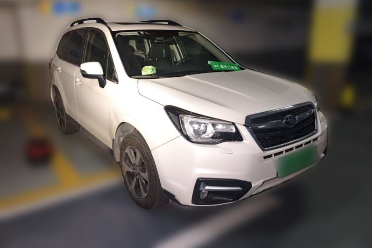 Used Subaru Forester 2016 2.5i Luxury Navigation Edition Front Right 45 Deg