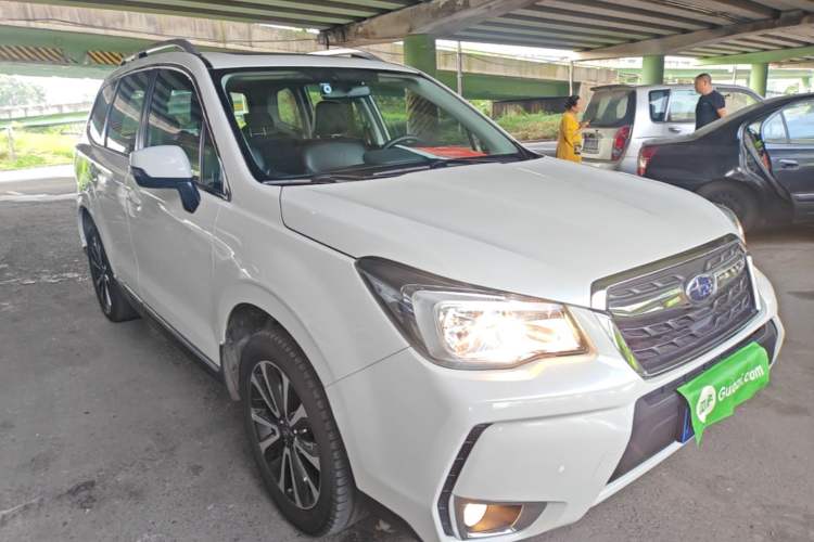 Used Subaru Forester 2016 2.0i Fashion Navigation Edition Front Right 45 Deg