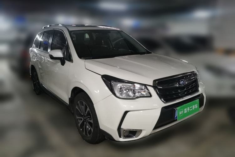 Used Subaru Forester 2016 2.0i Fashion Navigation Edition Front Right 45 Deg