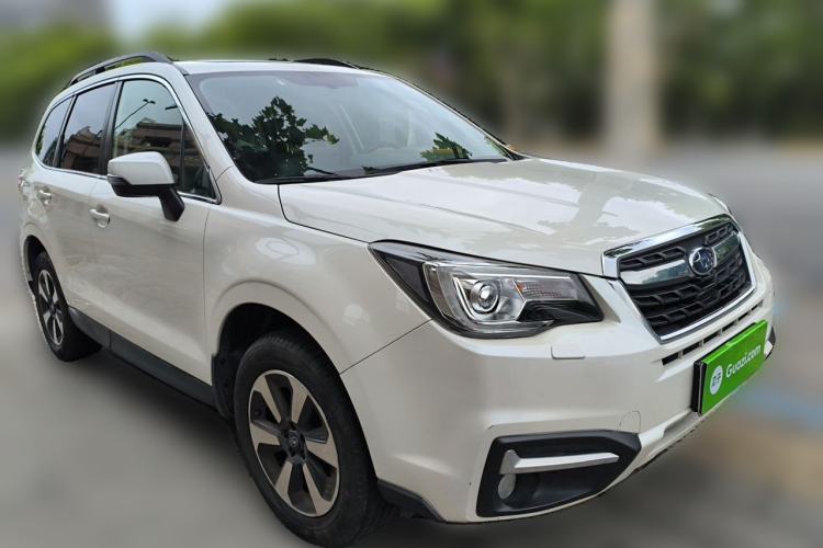 Used Subaru Forester 2016 2.5i Luxury Navigation Edition Front Right 45 Deg