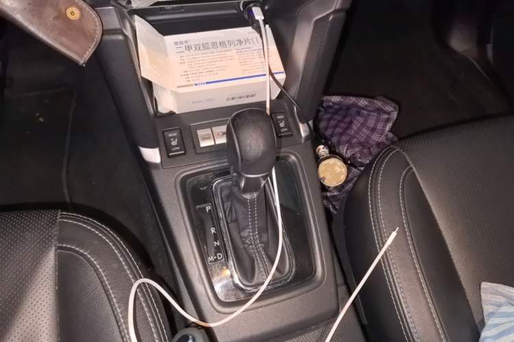 Used Subaru Forester 2016 2.0i Fashion Navigation Edition Gear Lever
