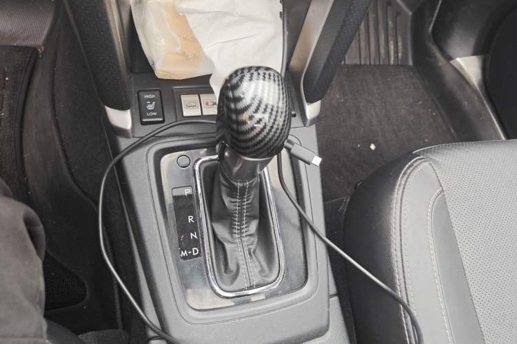 Used Subaru Forester 2016 2.0i Fashion Navigation Edition Gear Lever