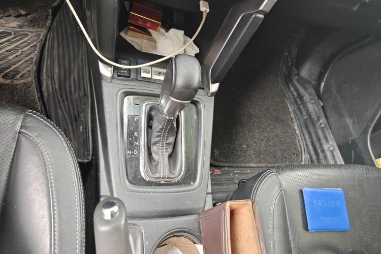 Used Subaru Forester 2016 2.0i Fashion Navigation Edition Gear Lever