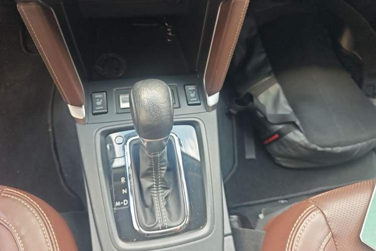Used Subaru Forester 2016 2.5i Prestige Navigation Edition Gear Lever