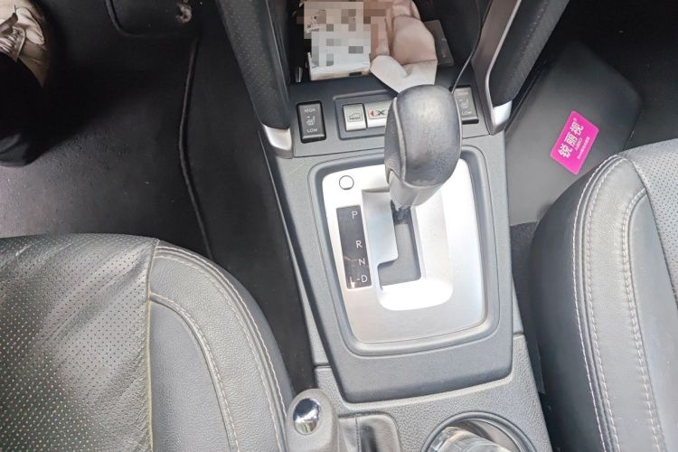Used Subaru Forester 2016 2.0i Luxury Navigation Edition Gear Lever