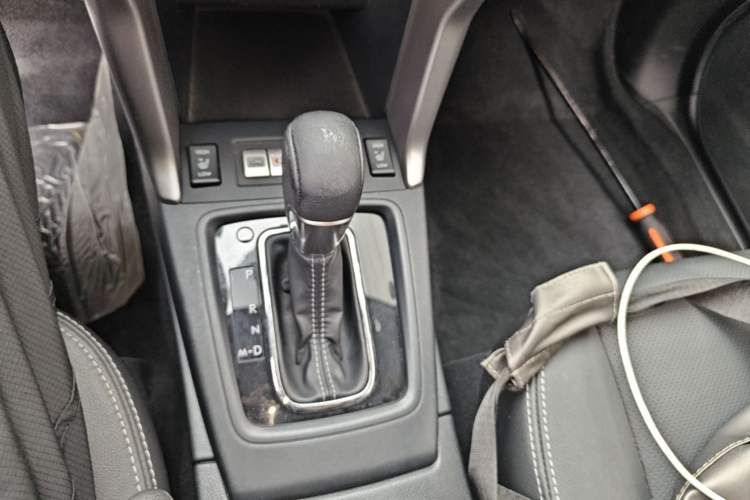 Used Subaru Forester 2016 2.0i Fashion Navigation Edition Gear Lever