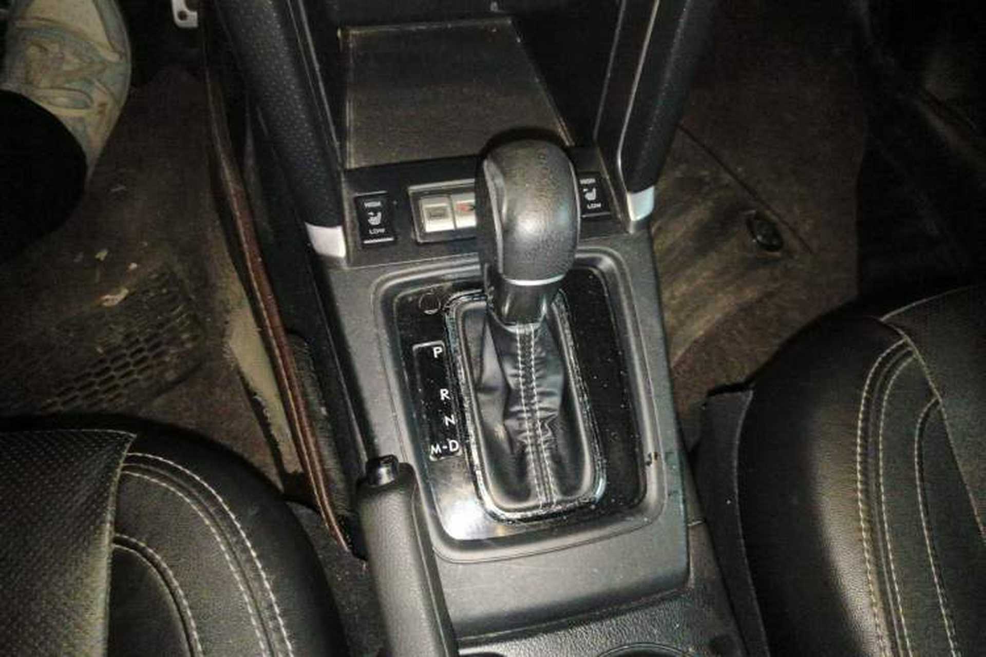 Used Subaru Forester 2016 2.0i Fashion Navigation Edition Gear Lever