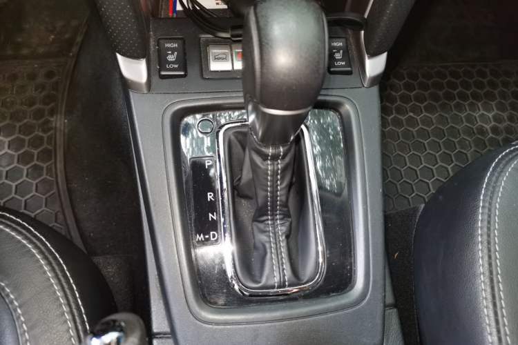Used Subaru Forester 2016 2.0i Fashion Navigation Edition Gear Lever
