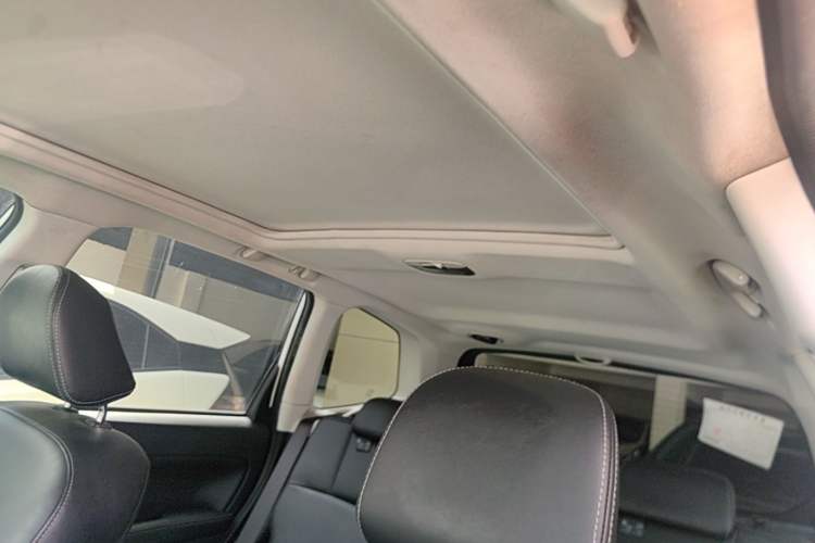 Used Subaru Forester 2016 2.0i Fashion Navigation Edition Headliner