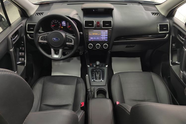 Used Subaru Forester 2016 2.0i Fashion Navigation Edition Interior 2