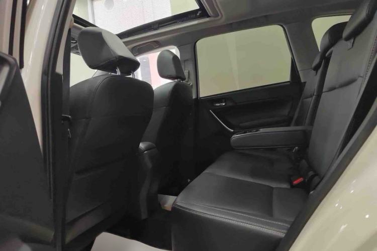 Used Subaru Forester 2016 2.0i Fashion Navigation Edition Interior 3