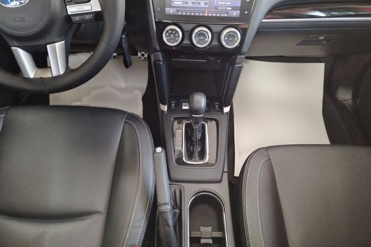 Used Subaru Forester 2016 2.0i Fashion Navigation Edition Interior 4