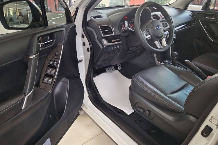 Used Subaru Forester 2016 2.0i Fashion Navigation Edition Interior 6